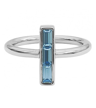 Сребрист дамски пръстен със син кристал размер 52 снимка