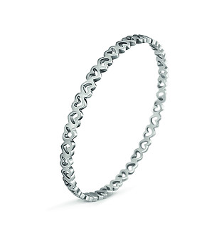 Дамска сребриста гривна със сърца снимка