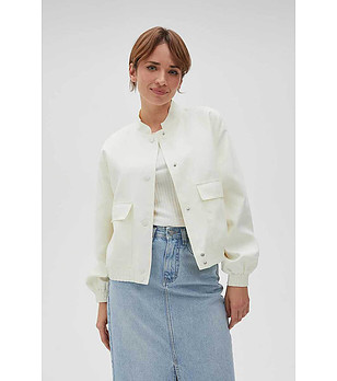 Дамско яке в цвят слонова кост снимка