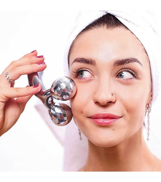 3D масажно средство за лифтинг на лицето и тялото снимка