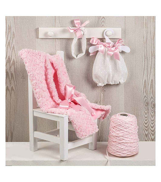 Дрехи за кукла Мария 43 см - рокля с панделка и розово одеяло, 43 см снимка
