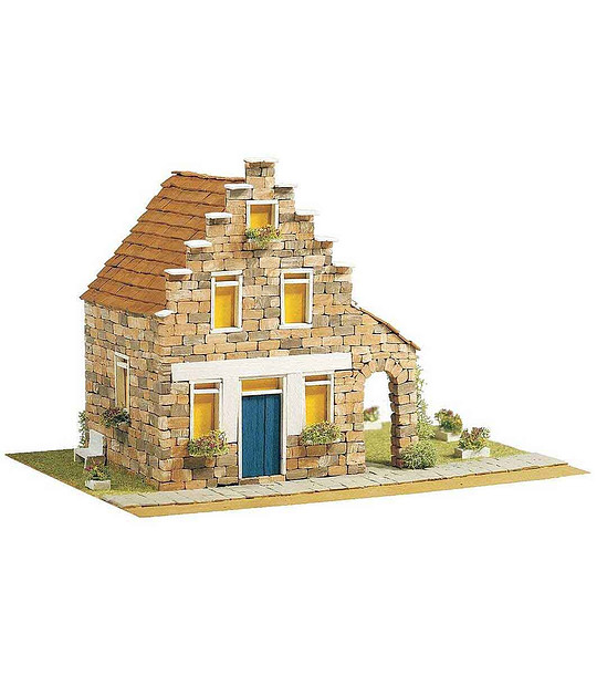 Макет Вила 9 снимка