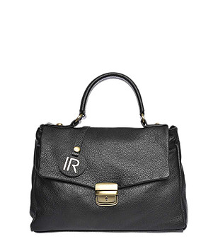 Черна дамска кожена чанта снимка