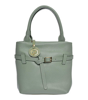 Дамска кожена зелена чанта снимка