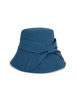 Памучна синя дамска шапка снимка