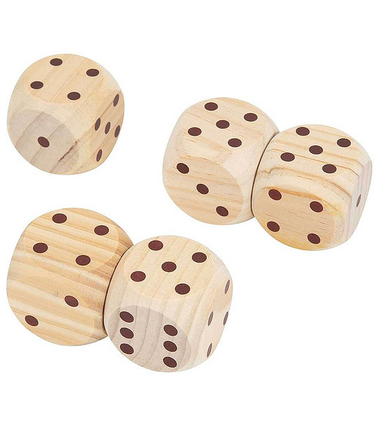 Дървени големи зарчета за градината снимка