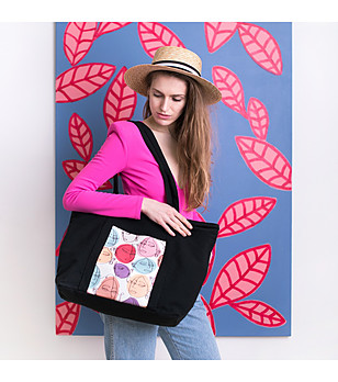 Черна дамска чанта с пано с принт Modern Art 1 снимка