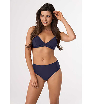 Тъмносини бикини бразилиана Zina снимка