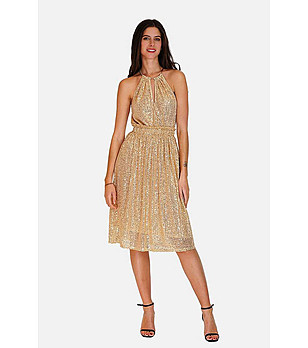 Златиста ефектна рокля с пайети снимка