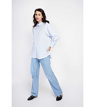 Светлосиня дамска риза от памук и лен Karra снимка