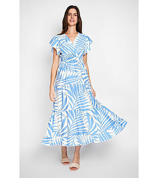 Рокля с лен в светлосиньо и бяло снимка