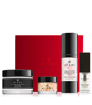 Комплект от крем и серум за лице и терапия и скраб за устни снимка