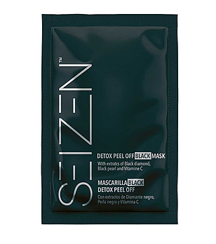 Черна детокс маска с пилинг ефект снимка