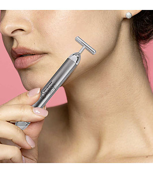 Вибрационен масажор за лице снимка