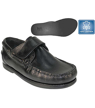 Черни детски кожени мокасини снимка