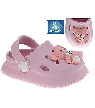 Бебешки гумени чехли в розово с декорация снимка