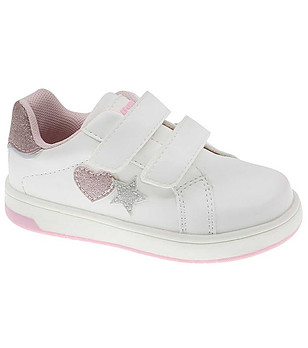 Бебешки обувки в бяло и розово снимка