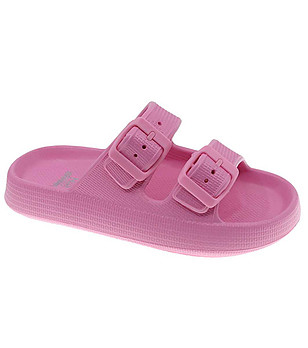 Детски гумени чехли в циклама с катарами снимка