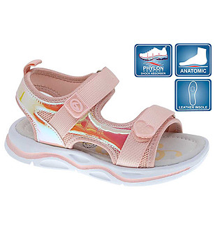 Розови анатомични детски сандали снимка