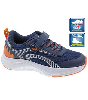 Тъмносини детски маратонки с оранжеви детайли снимка