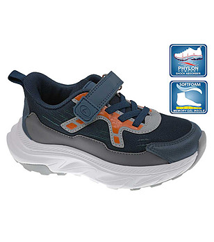 Детски маратонки в сини нюанси с мемори гел стелка снимка