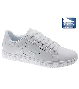 Бели дамски сникърси снимка