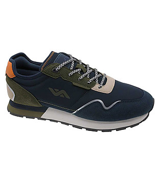 Тъмносини мъжки маратонки с детайли в зелено и оранжево снимка