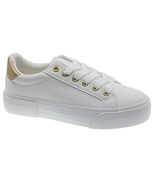 Дамски кецове в бяло и златисто снимка