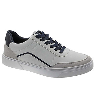 Мъжки сникърси в бяло, сиво и тъмносиньо снимка