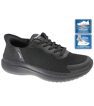 Дамски маратонки в черно снимка