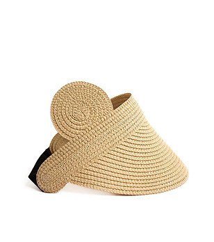 Детска лятна козирка в бежово Peppe снимка