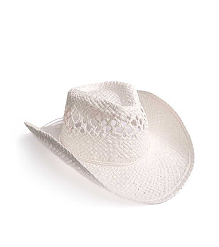 Бяла шапка с ажурен кант Carter снимка