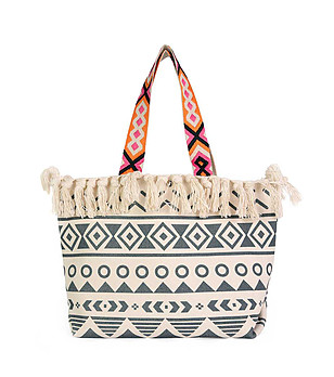 Дамска чанта в екрю и графит с етно принт Moreno снимка