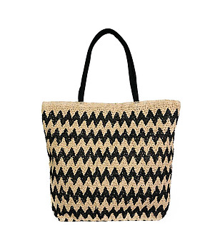 Дамска плажна чанта в бежово и черно със зигзаг мотиви снимка