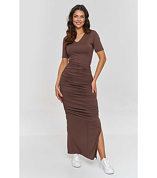 Вталена кафява рокля с набори Rina снимка