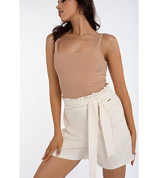 Дамски къси панталонки в цвят крем с лен снимка