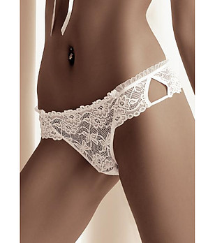 Бели дантелени прашки Carmen снимка