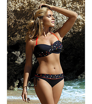 Бански от 2 части в черно на точки снимка