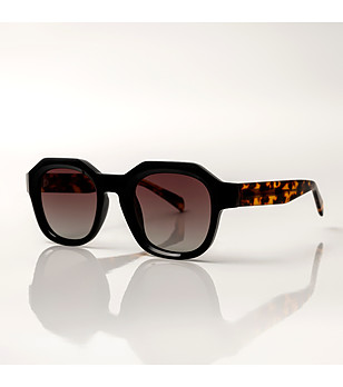 Дамски слънчеви очила в кафяв цвят Brooklyn снимка