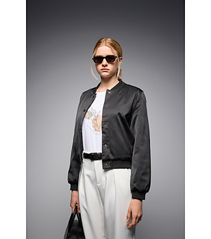 Черно дамско яке бомбър Brita снимка