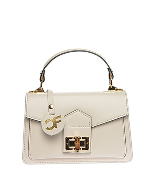 Светлобежова дамска чанта от естествена кожа Lina снимка