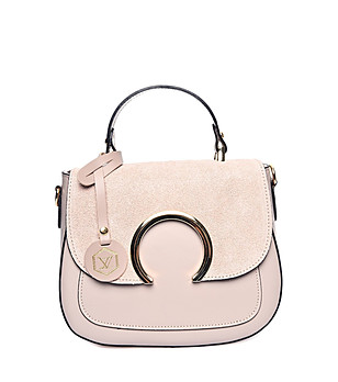 Дамска кожена чанта в цвят пудра със златист детайл Ardelia снимка