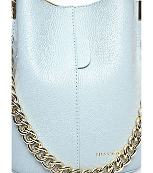 Малка светлосиня кожена чанта Andrina снимка