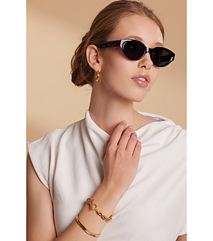 Черни дамски слънчеви очила с поляризация ICONIC снимка