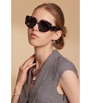 Дамски поляризирани слънчеви очила в сиви нюанси ELEGANZA снимка