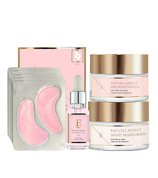 Козметичен комплект от 4 части снимка