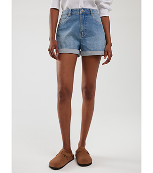 Светлосини дамски къси памучни дънки AYAKO снимка