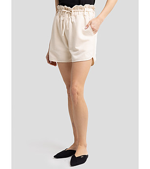 Къси памучни дамски панталонки Oliana в екрю снимка