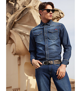 Памучна тъмносиня мъжка дънкова риза CHUCK  снимка