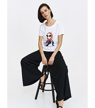 Бяла памучна дамска тениска с щампа снимка